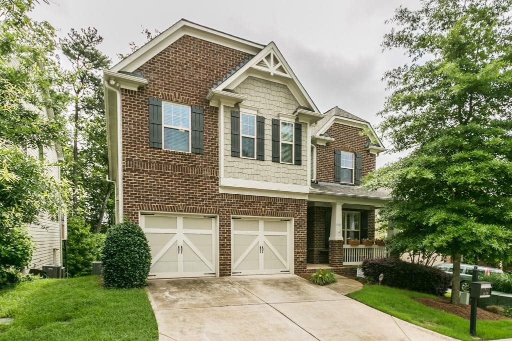 4 bedroom, 3,163 sq ft single family residence sold at 4465 Redan Court, Smyrna, GA 30080