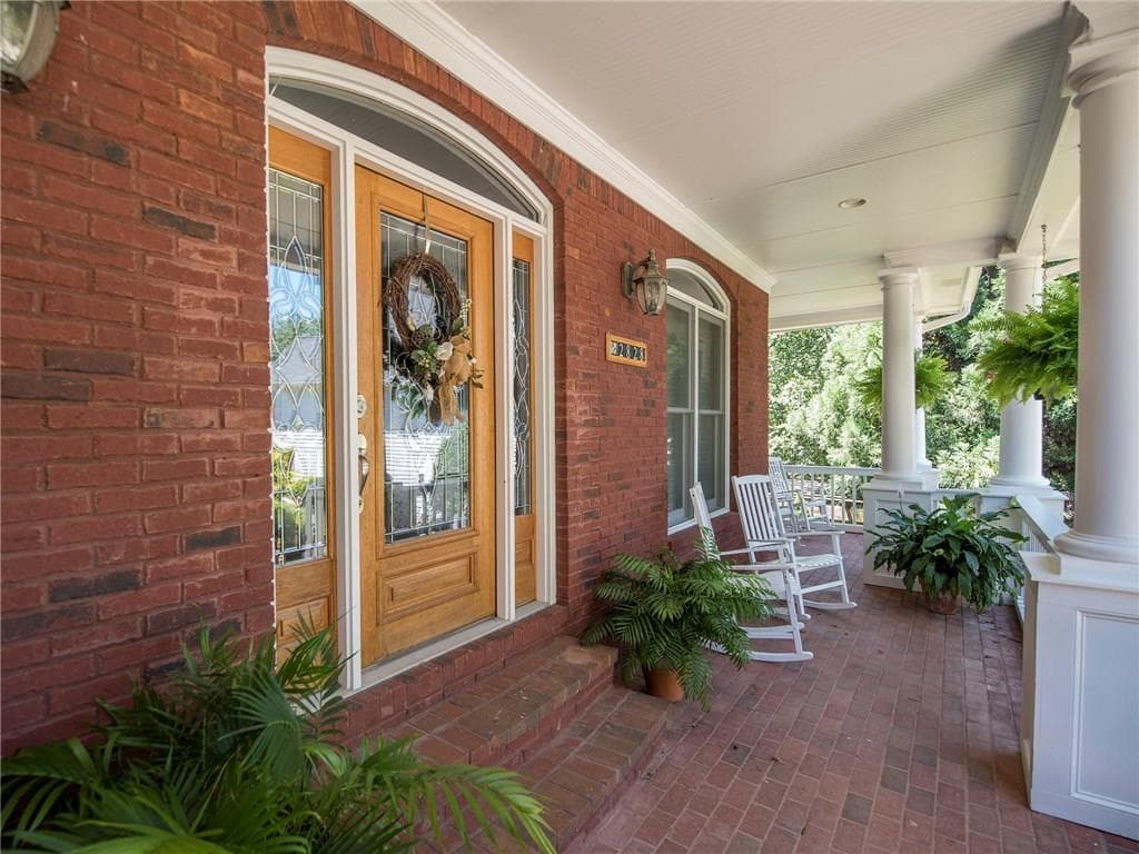 4 bedroom, 3,748 sq ft single family residence sold at 2828 Windrush Drive, Buford, GA 30518