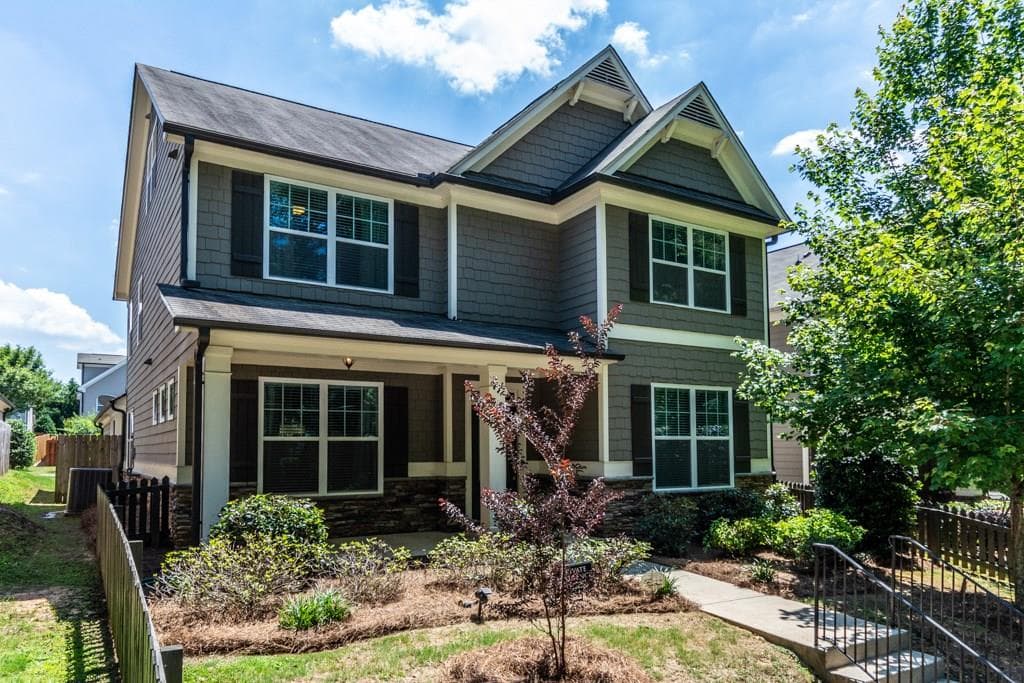 5 bedroom, 2,736 sq ft single family residence sold at 936 Turner Drive, Smyrna, GA 30080