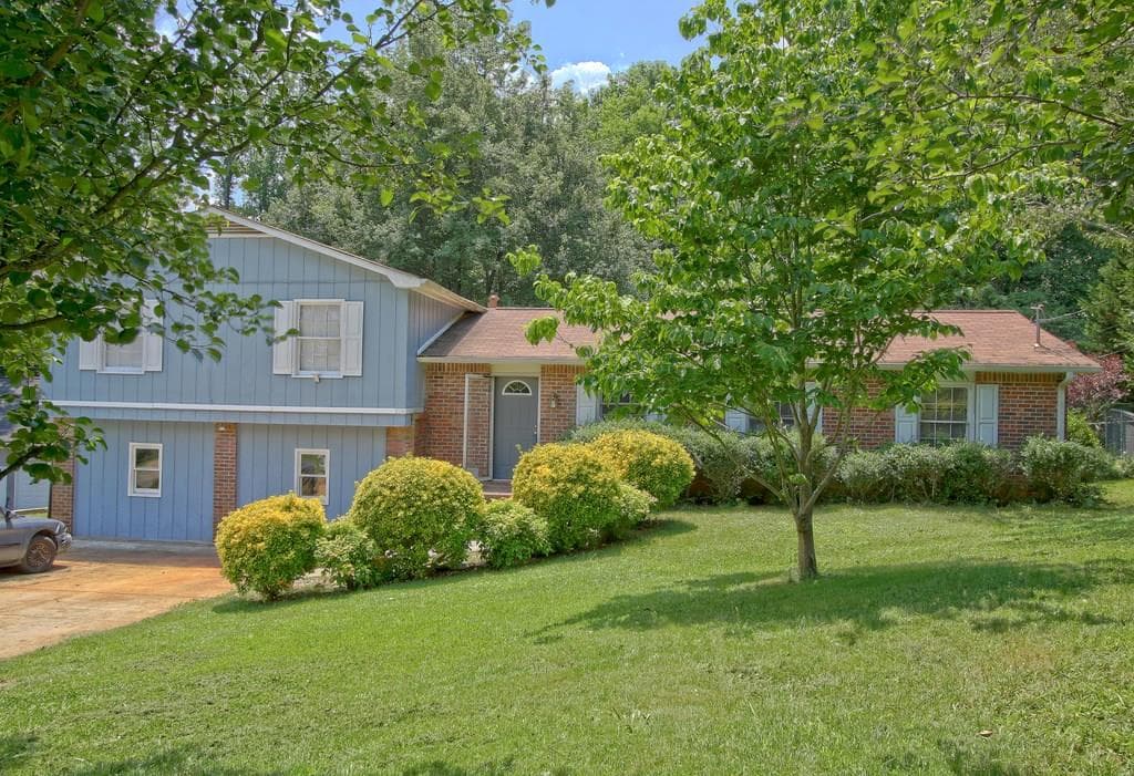 4130 Springlake Circle, Buford, GA 30519 — most recent listing photo