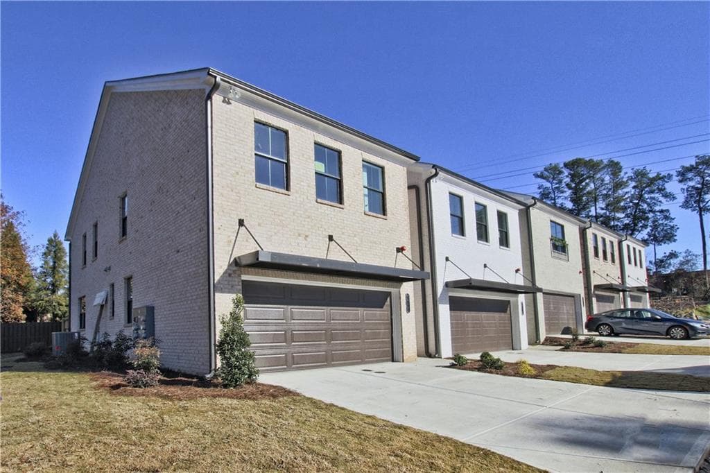3 bedroom, 2,032 sq ft townhouse sold at 1001 Rohner Way 37, Smyrna, GA 30080