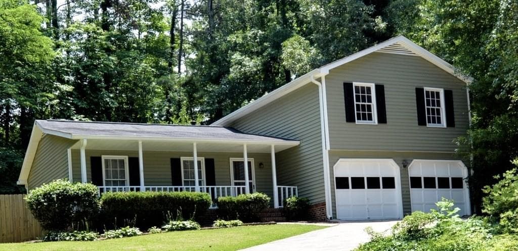 3270 Creek Hollow Drive, Marietta, GA 30062 — most recent listing photo