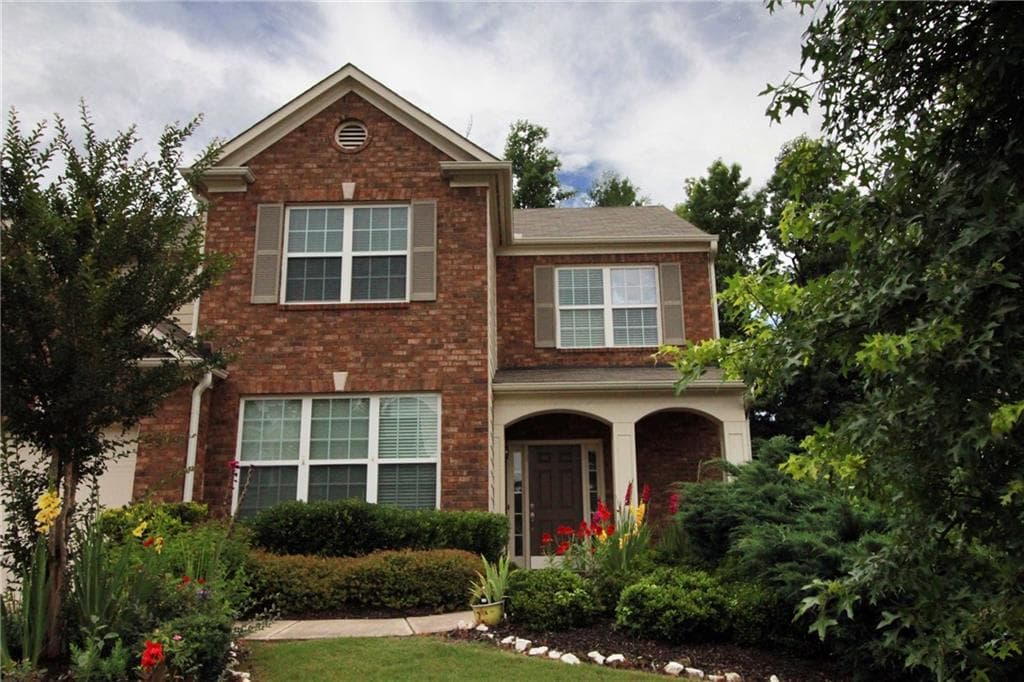 4 bedroom, 2,529 sq ft single family residence sold at 5110 Pinto Pass, Cumming, GA 30040