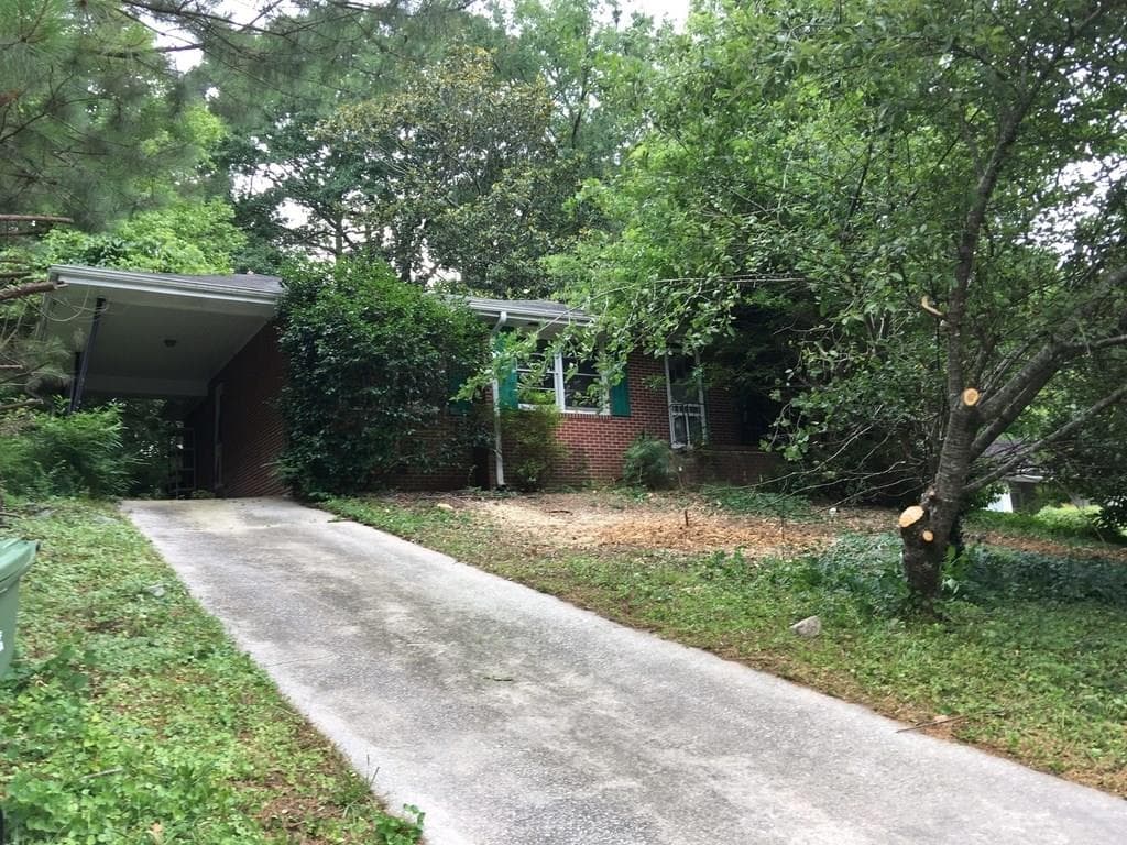 2 bedroom, 1,236 sq ft single family residence sold at 325 W Wieuca Road, Atlanta, GA 30342