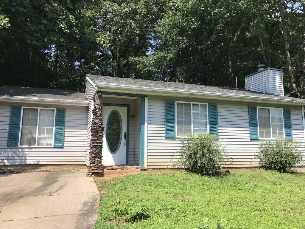 1496 SILVER LAKE Drive, Norcross, GA 30093 — most recent listing photo