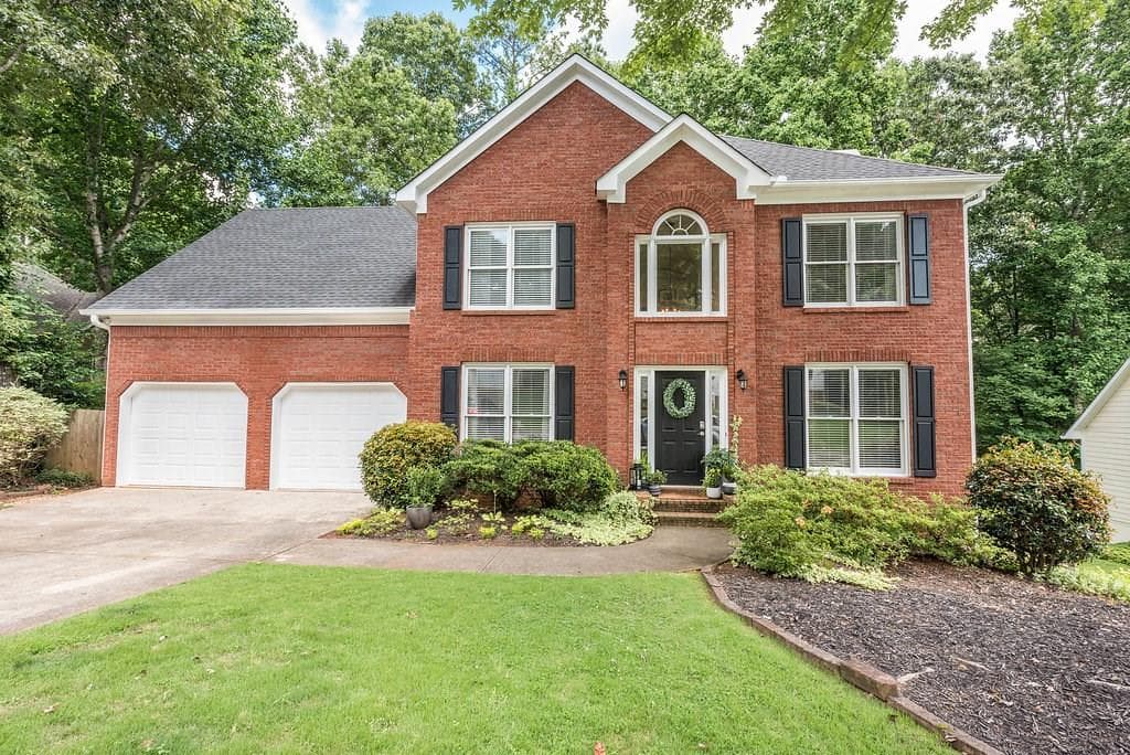 4 bedroom, 3,174 sq ft single family residence sold at 3010 Summer Point Drive, Woodstock, GA 30189
