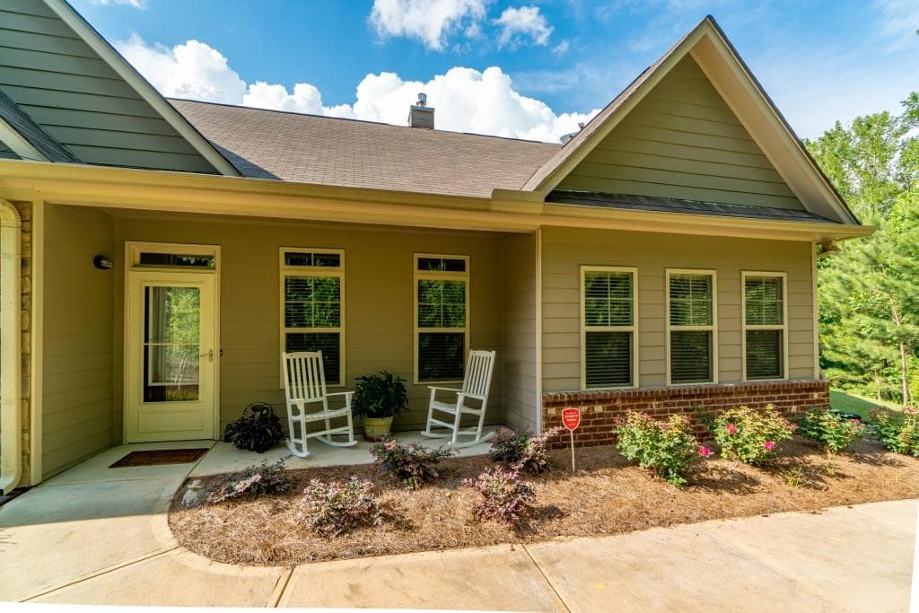 2424 Tree Arbor Way, Marietta, GA 30064 — most recent listing photo