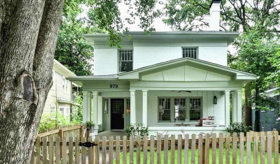 4 bedroom, 2,420 sq ft single family residence sold at 979 Rupley Drive, Atlanta, GA 30306