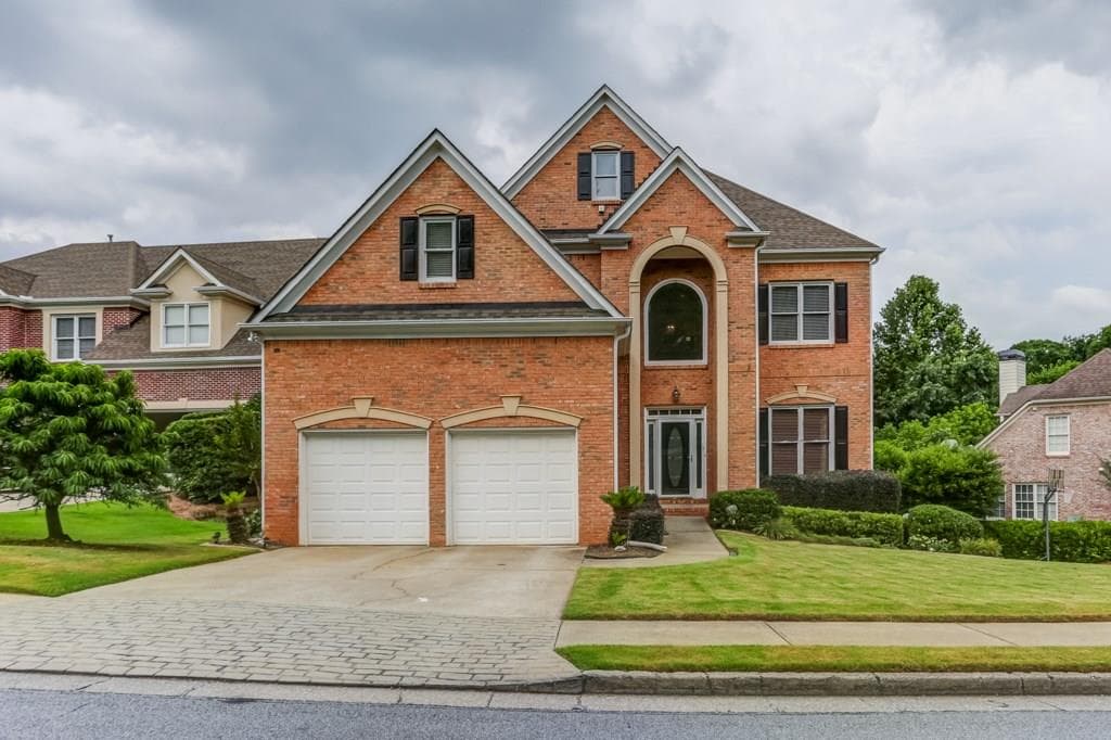 5 bedroom, 4,086 sq ft single family residence sold at 3836 Tynemoore Walk, Smyrna, GA 30080