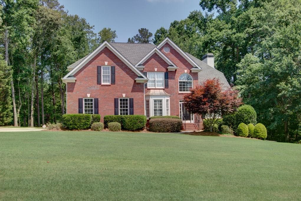 4 bedroom, 3,465 sq ft single family residence sold at 4065 Bartlett Ferry Cove, Buford, GA 30519