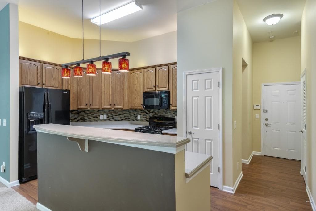 1910 Cedar Glenn Way 4409, Atlanta, GA 30339 — most recent listing photo