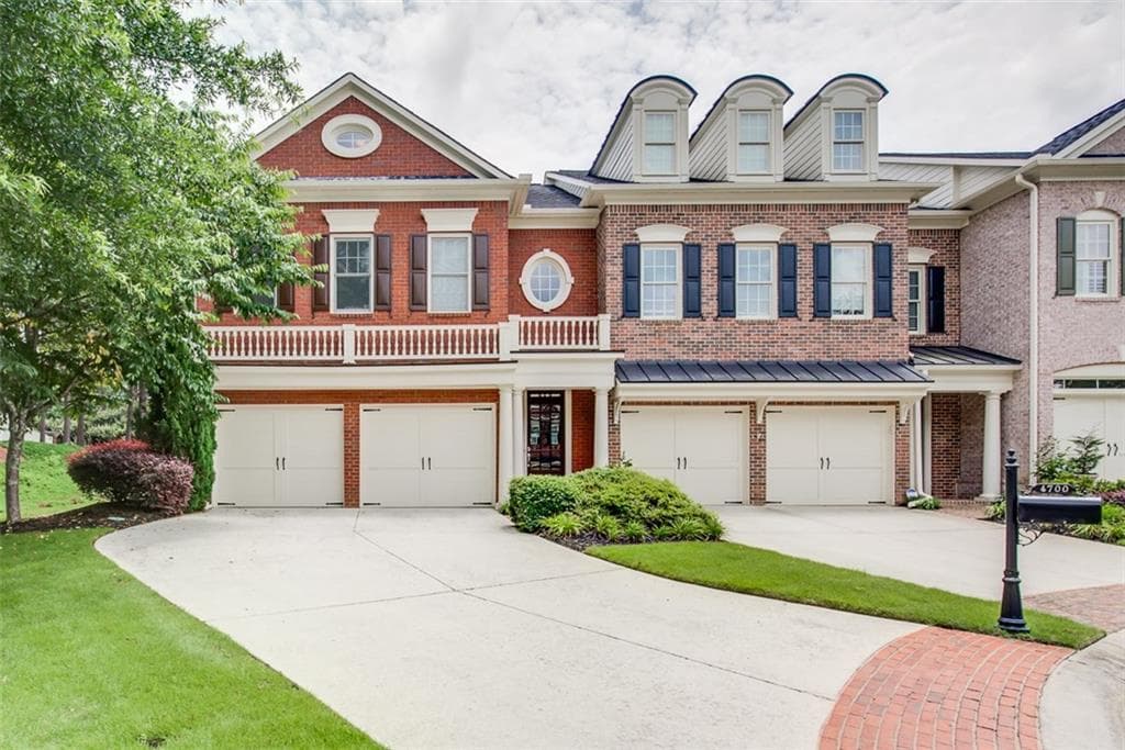 3 bedroom, 2,974 sq ft townhouse sold at 4700 Legacy Cove Lane, Smyrna, GA 30126