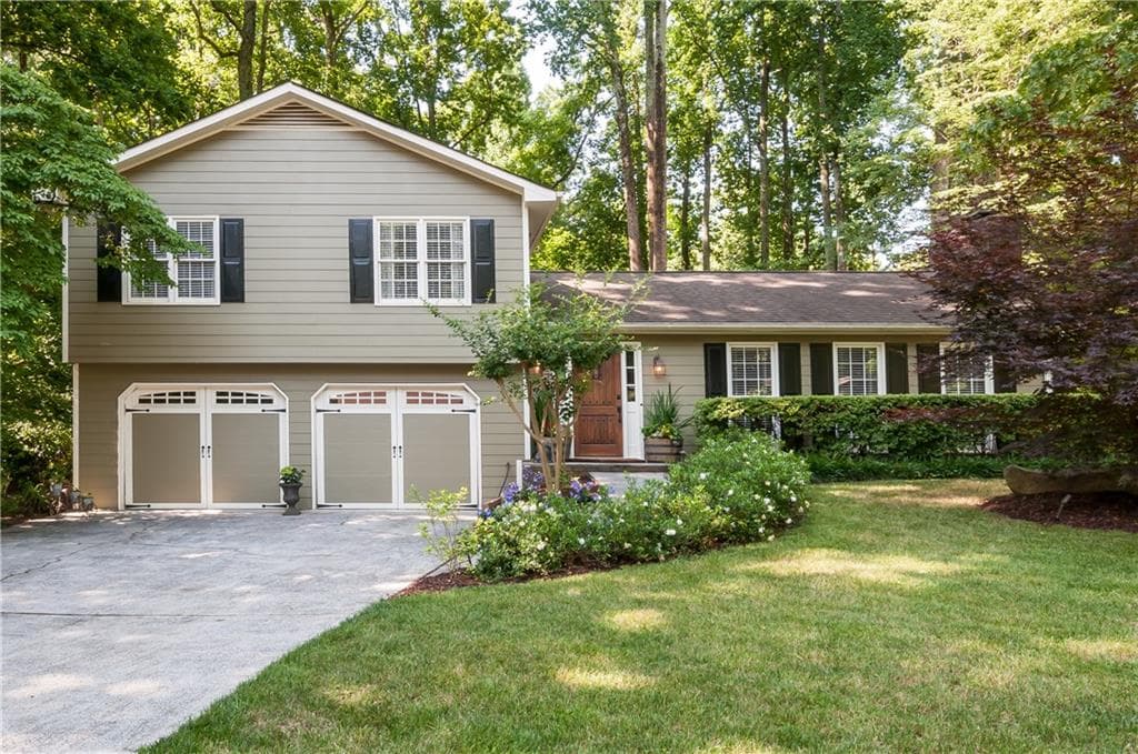 3 bedroom, 1,420 sq ft single family residence sold at 3370 Creek Hollow Drive, Marietta, GA 30062