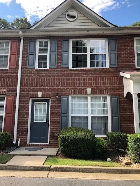 2 bedroom, 1,152 sq ft townhouse sold at 398 Paden Cove Trail, Lawrenceville, GA 30044