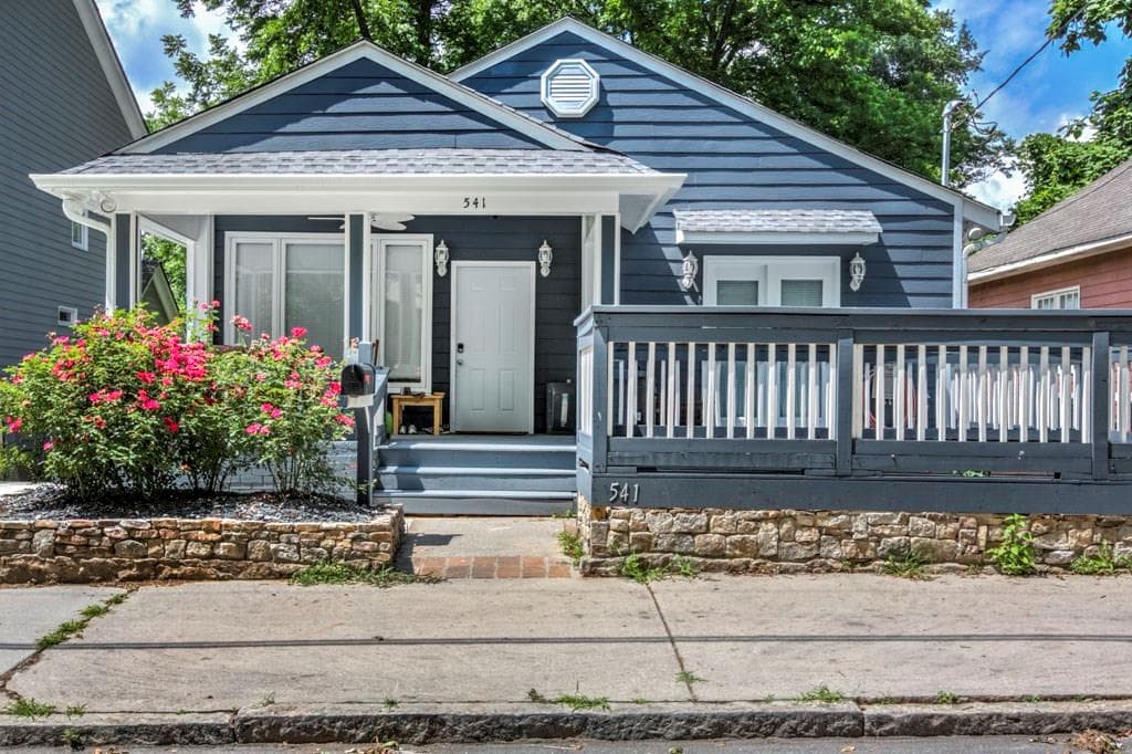 duplex sold at 541 Ethel Street, Atlanta, GA 30318
