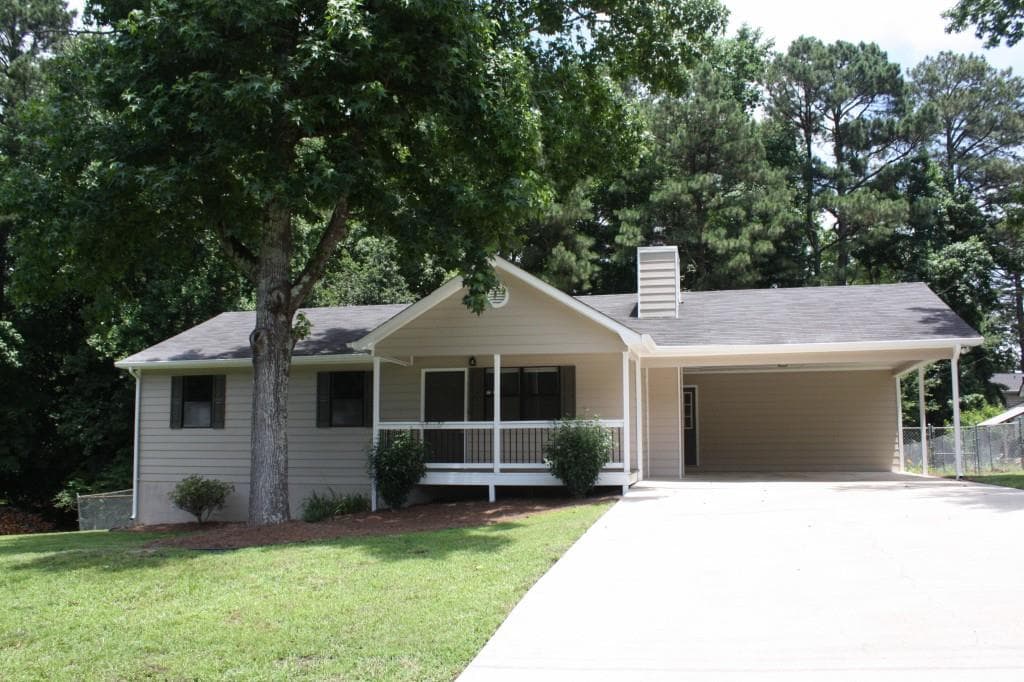 3 bedroom single family residence sold at 2525 Suncrest Court, Buford, GA 30519