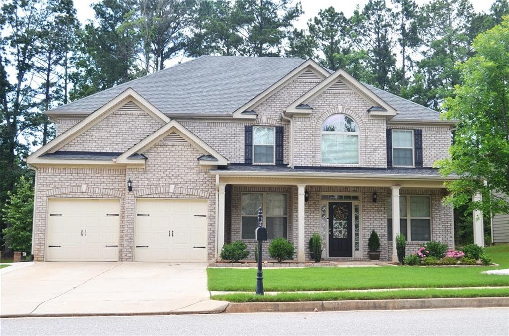 5 bedroom, 3,668 sq ft single family residence sold at 38 Canyon View Drive, Newnan, GA 30265