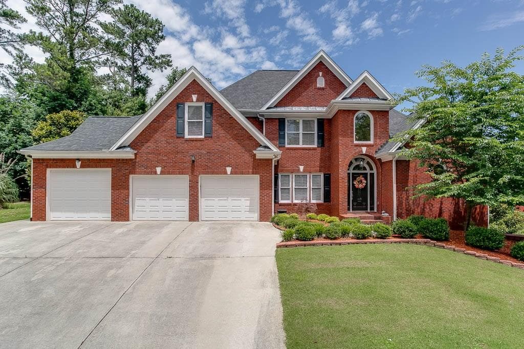 4 bedroom, 4,429 sq ft single family residence sold at 2079 Mill Landing Court, Lawrenceville, GA 30043