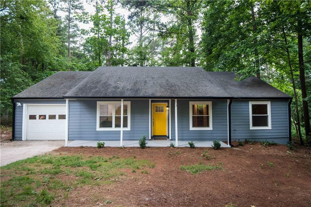 3 bedroom, 1,290 sq ft single family residence sold at 230 Apple Branch Drive, Woodstock, GA 30188