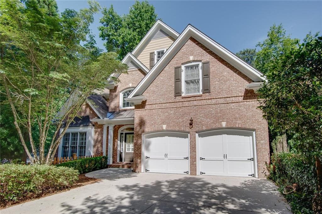 5 bedroom single family residence sold at 2273 Midvale Circle, Tucker, GA 30084