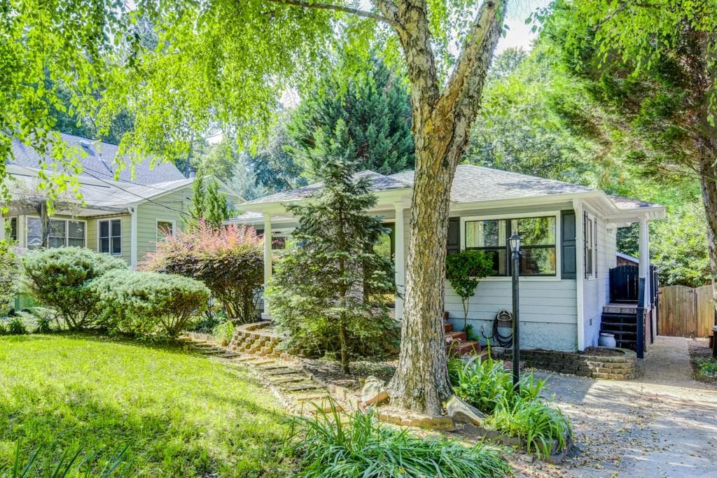 2 bedroom single family residence sold at 1103 Napier Street, Atlanta, GA 30316