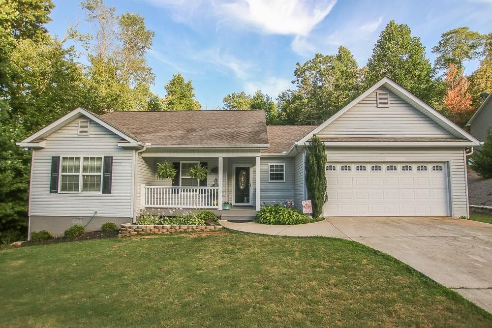 465 Applewood Court, Clarkesville, GA 30523 — most recent listing photo