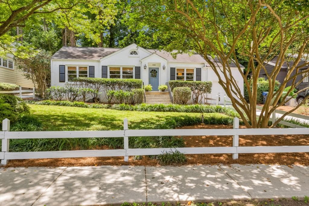 3 bedroom, 1,613 sq ft single family residence sold at 488 Overbrook Drive, Atlanta, GA 30318