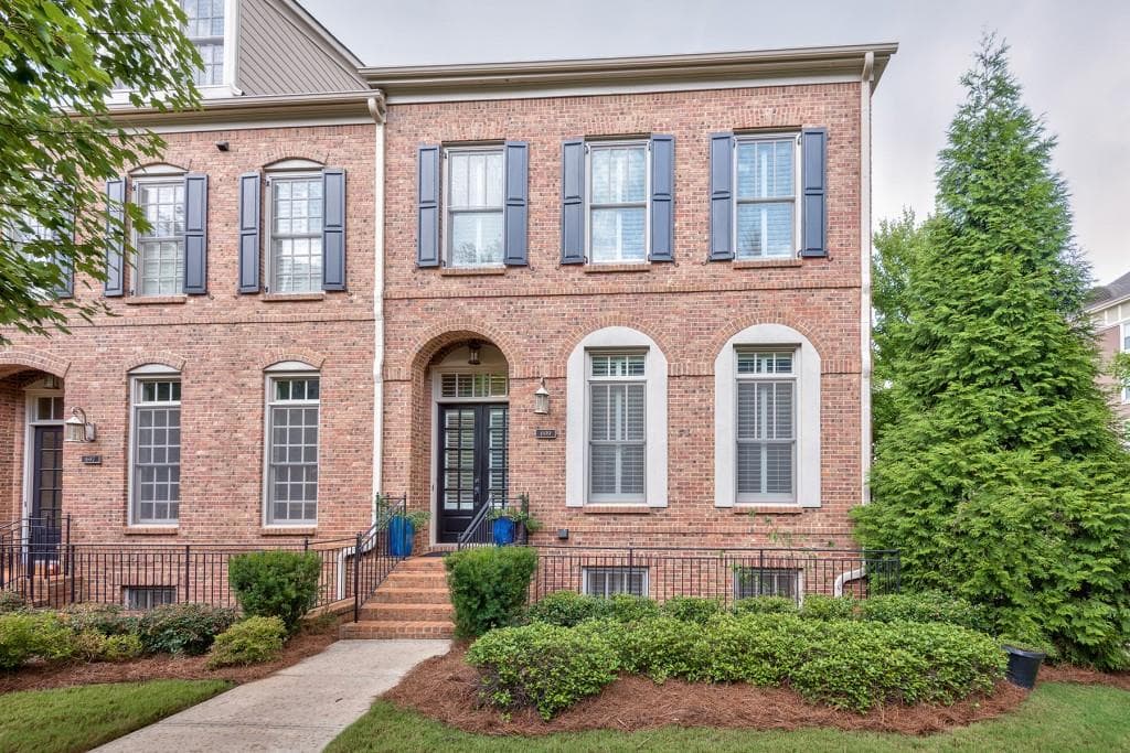 699 Lockton Place, Sandy Springs, GA 30342 — most recent listing photo