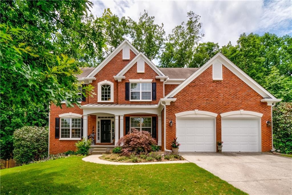5 bedroom, 4,390 sq ft single family residence sold at 3935 Dannemora Trace, Cumming, GA 30040