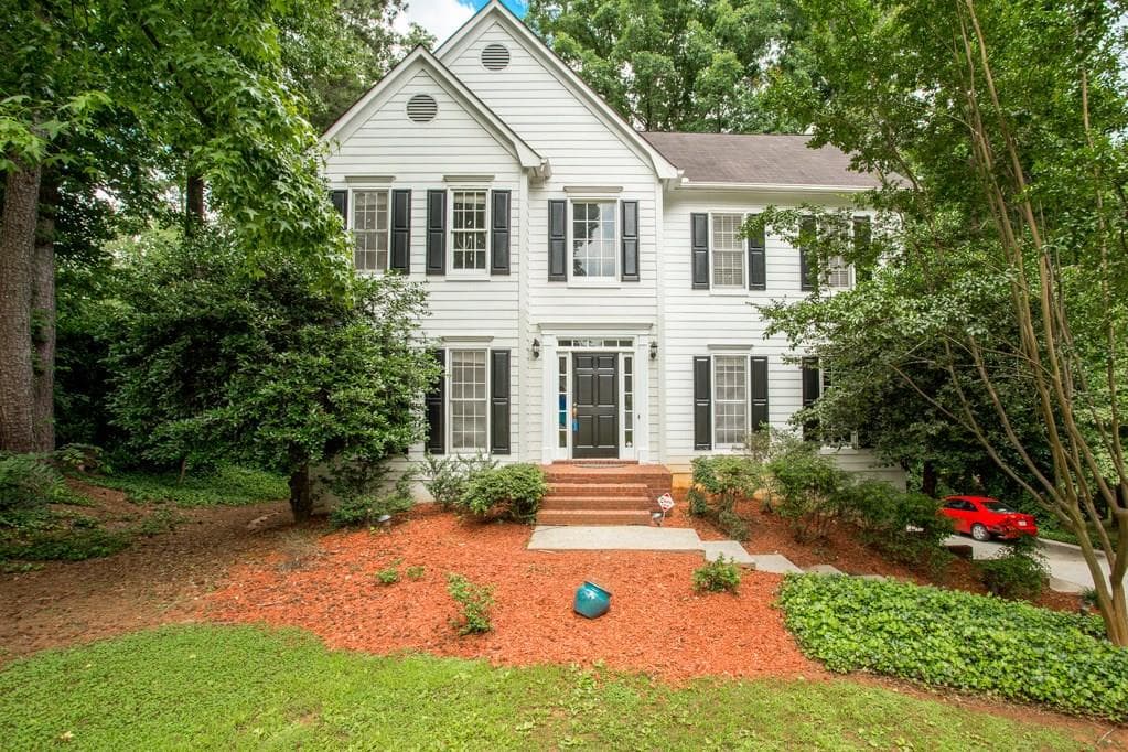 5 bedroom, 2,838 sq ft single family residence sold at 281 Ashbourne Trail, Lawrenceville, GA 30043