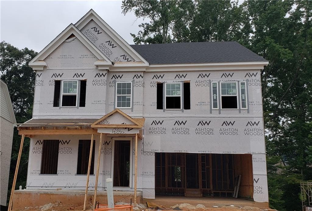 5 bedroom, 3,782 sq ft single family residence sold at 4030 Millbrook Court, Suwanee, GA 30024