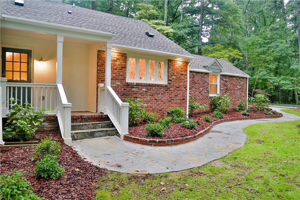 3 bedroom, 2,504 sq ft single family residence sold at 2953 Sylvan Ramble Road, Atlanta, GA 30345