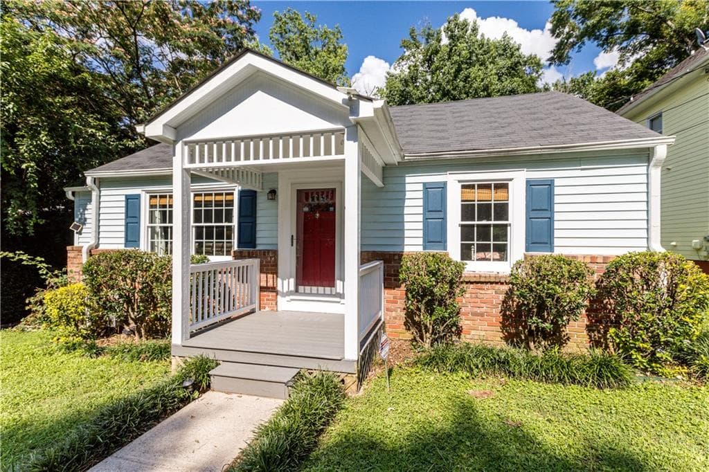 2 bedroom, 1,158 sq ft single family residence sold at 1299 Niles Avenue, Atlanta, GA 30318