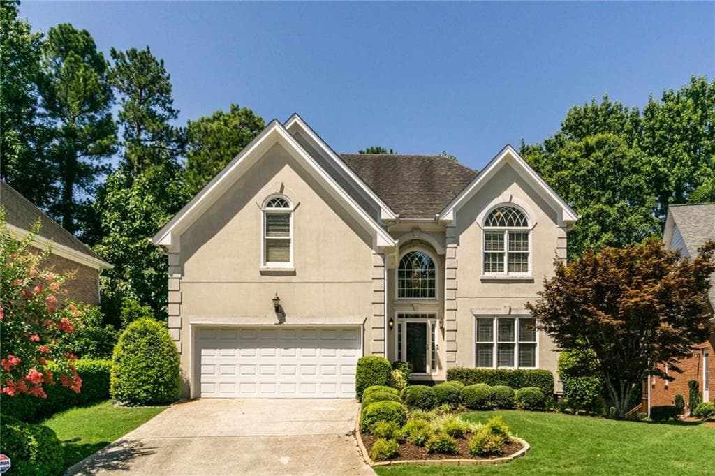 4 bedroom, 4,519 sq ft single family residence sold at 3562 Greystone Circle, Atlanta, GA 30341