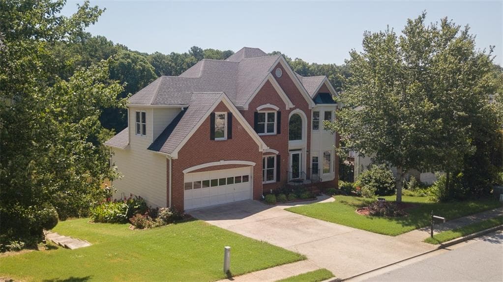 5 bedroom, 4,180 sq ft single family residence sold at 2155 Laurel Lake Drive, Suwanee, GA 30024