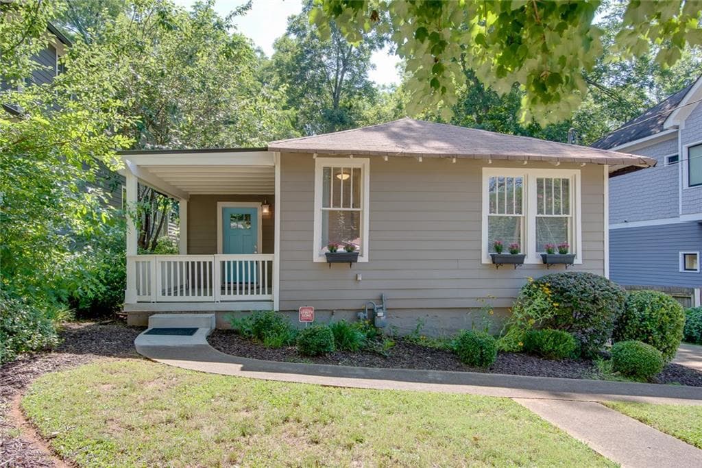 3 bedroom, 1,380 sq ft single family residence sold at 38 Wyman Street, Atlanta, GA 30317