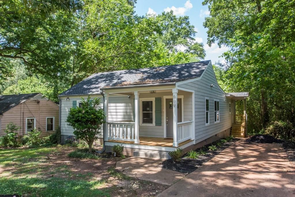 3 bedroom, 1,620 sq ft single family residence sold at 609 PARKER Avenue, Decatur, GA 30032