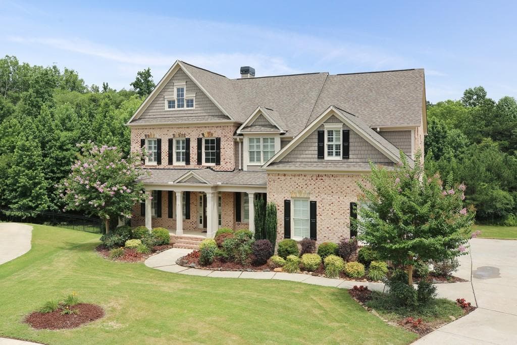 6 bedroom, 5,779 sq ft single family residence sold at 204 Rocky Creek Court, Woodstock, GA 30188
