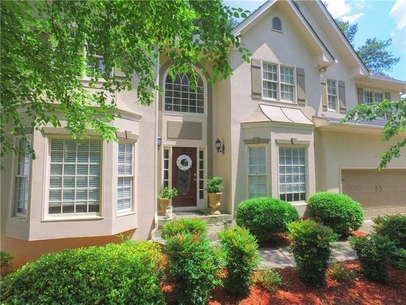 5 bedroom, 3,670 sq ft single family residence sold at 221 Shyrewood Drive, Lawrenceville, GA 30043