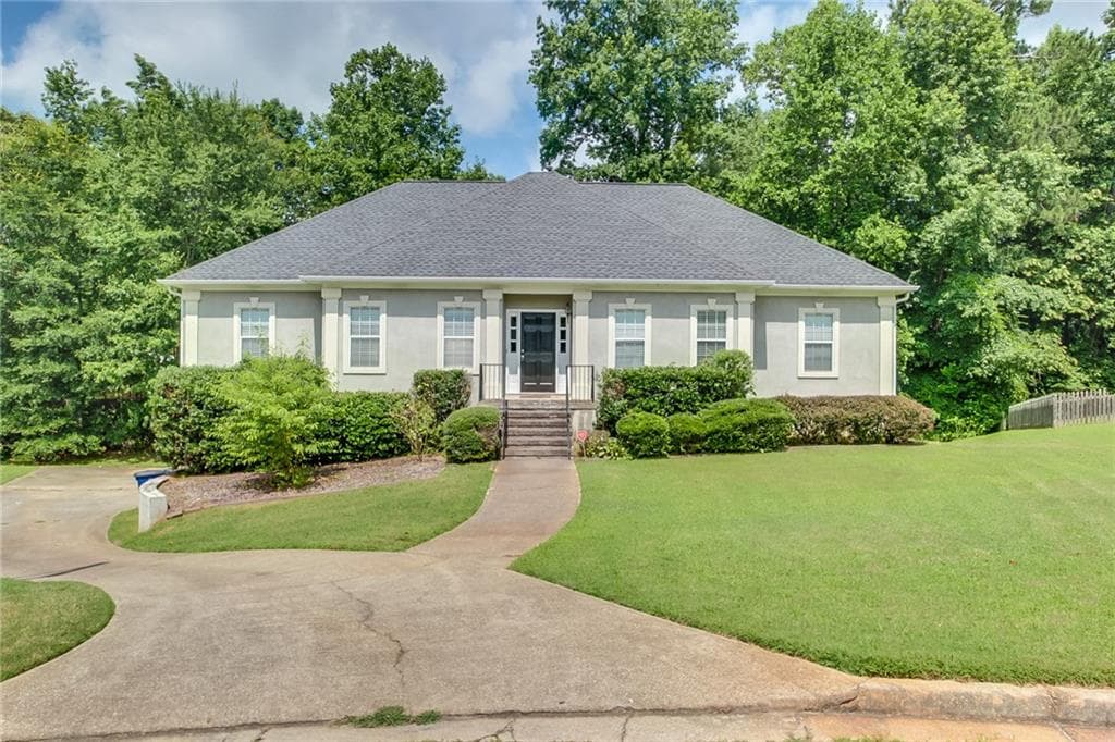 4 bedroom, 2,281 sq ft single family residence sold at 9235 Raleigh Way, Douglasville, GA 30135
