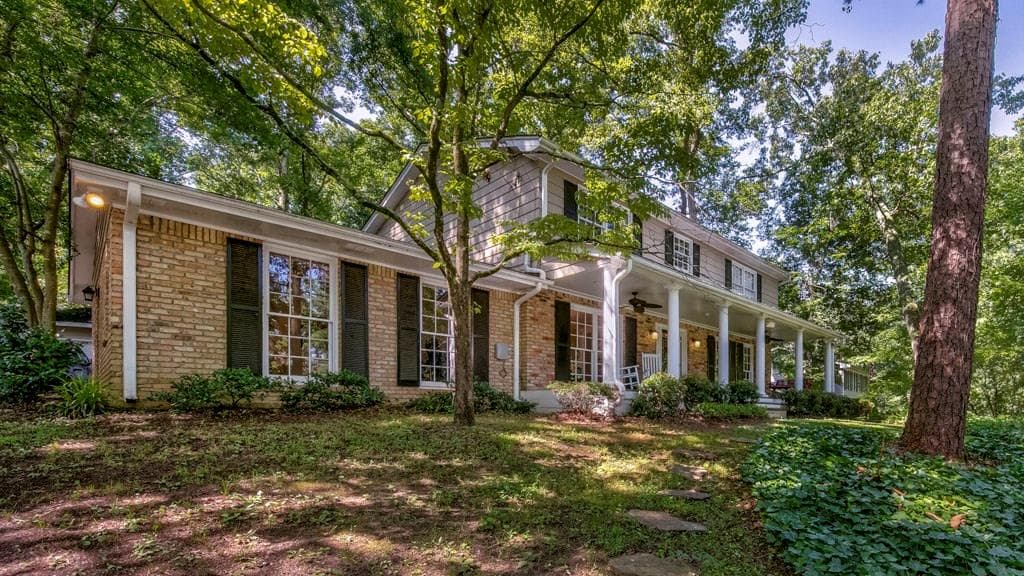 365 Glencourtney Drive, Atlanta, GA 30328 — most recent listing photo