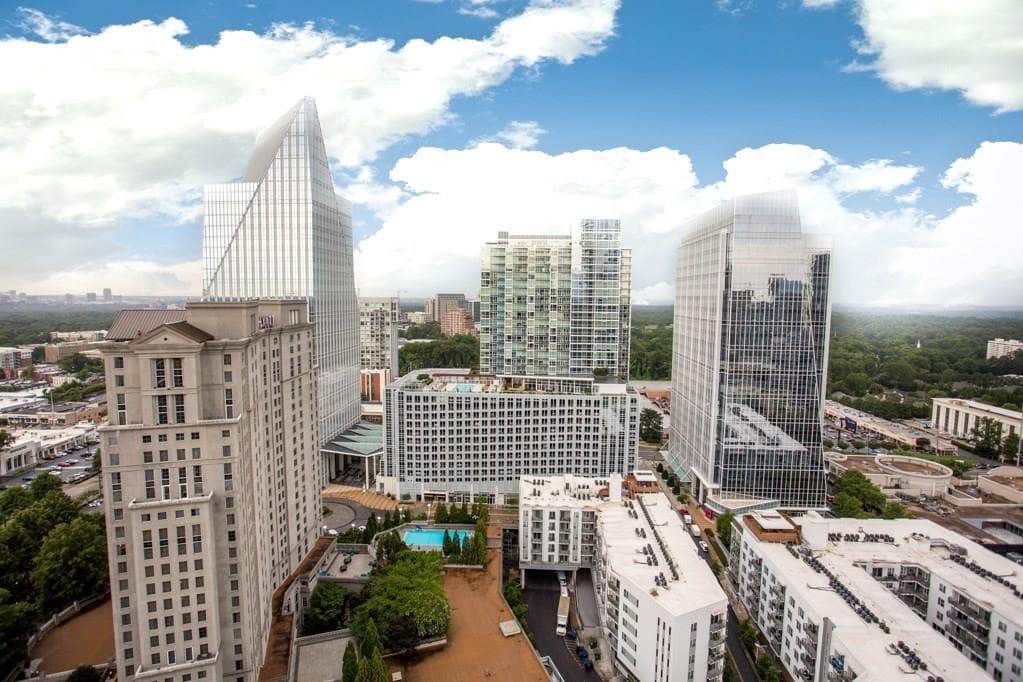2 bedroom, 1,223 sq ft condominium sold at 3324 Peachtree Road 2518, Atlanta, GA 30326