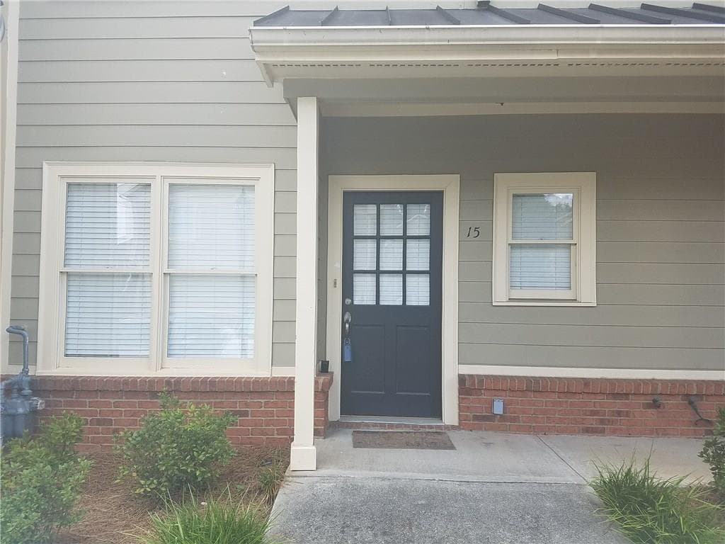2 bedroom, 1,206 sq ft townhouse sold at 1516 Howell Mill Road 15, Atlanta, GA 30318