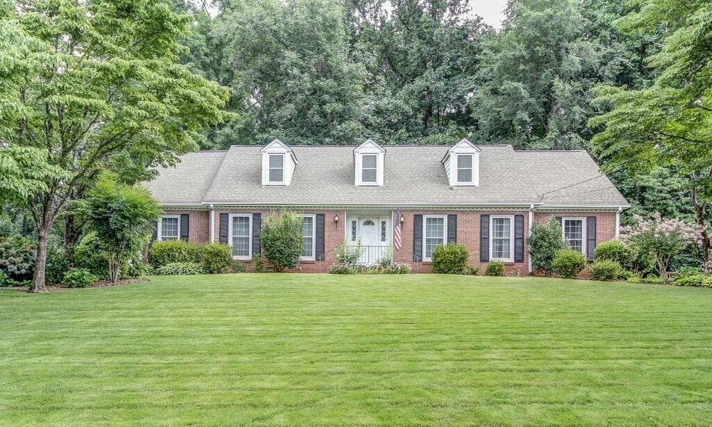 4 bedroom, 2,890 sq ft single family residence sold at 2936 Randolph Road, Atlanta, GA 30345