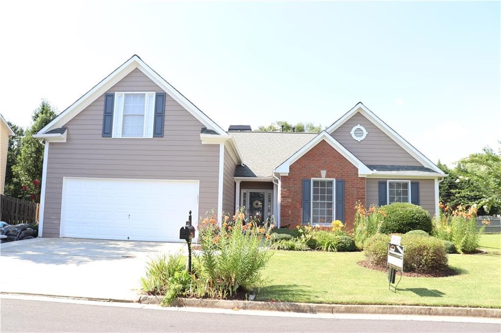 4 bedroom, 2,062 sq ft single family residence sold at 435 Sydney Walk, Alpharetta, GA 30009