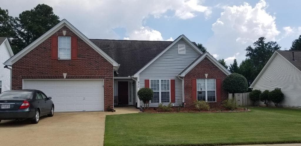 4 bedroom, 1,928 sq ft single family residence sold at 911 Wicker Pine Drive, Lawrenceville, GA 30043
