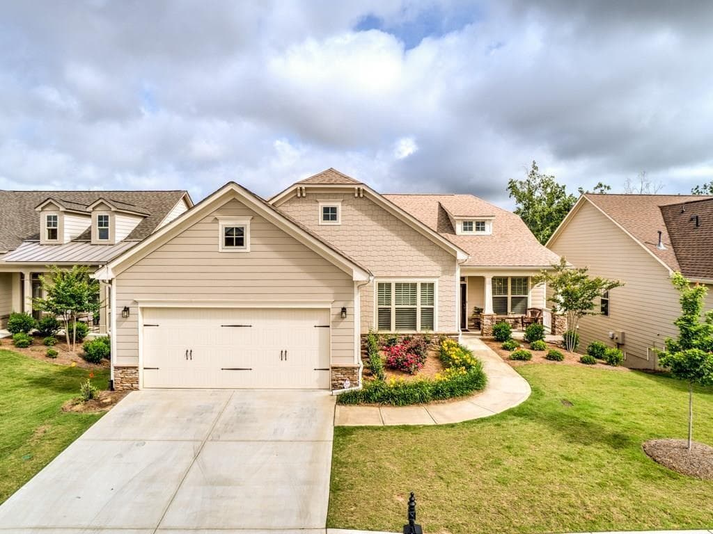 4 bedroom, 4,300 sq ft single family residence sold at 714 Laurel Canyon Parkway, Canton, GA 30114