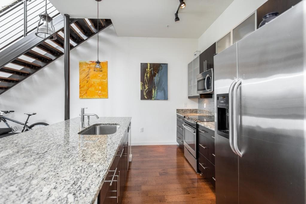 2 bedroom, 1,139 sq ft condominium sold at 333 Nelson Street 419, Atlanta, GA 30313
