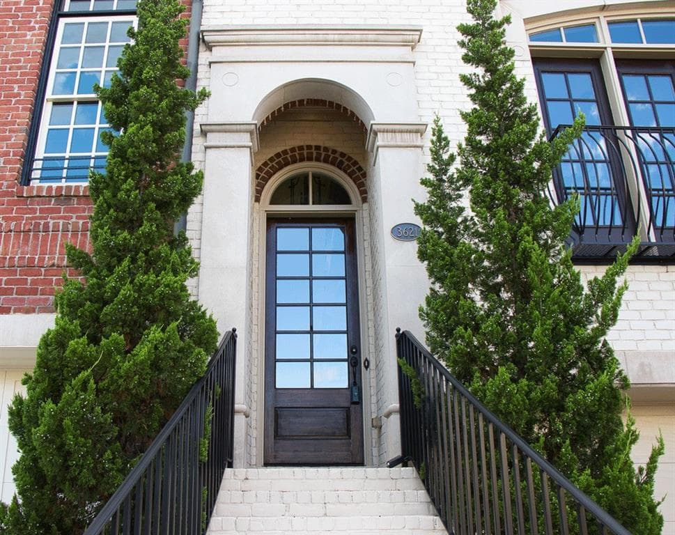 3621 Broughton Circle, Atlanta, GA 30339 — most recent listing photo