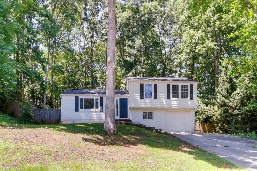 3451 Valley View Drive, Marietta, GA 30068 — most recent listing photo